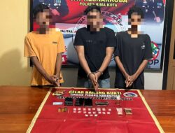 Tim Opsnal Sat Resnarkoba Ringkus Tiga Orang Pengedar Narkoba Bersama Barang Bukti 19 Klip Sabu