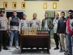 Malam Lebaran Haji, Polsek Rastim Polres Bima Kota Sita Berbagai Jenis Miras