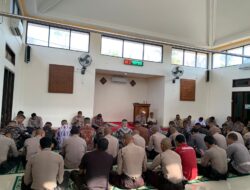 Di Masjid Jabal Qubis, Personil Polres Bima Kota Bina Rohani Penyempurna Jiwa Melayani
