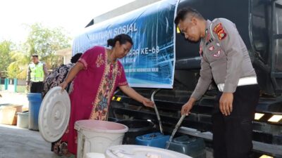 HUT ke-68 Lantas, Polres Bima Kota Bhakti Sosial Salur Air Bersih di Wilayah Berdampak Kekeringan