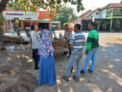 Kasat Binmas Polres Bima Kota Berikan Himbauan Keselamatan Kepada Tukang Ojek dan Grab