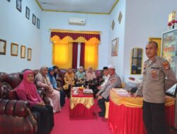 Kegiatan Jum’at Curhat Polrres Bima Kota, Menjalin Komunikasi Positif Dengan Komunitas Guru di SMP 5 Kota Bima