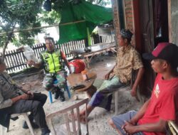 Bhabinkamtibmas Polsek Donggo dan Babinsa Kompak Laksanakan  Jum,at Curhat di Desa Binaanya
