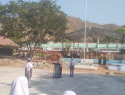 Kasubsektor Palibelo Jadi Irup dan Meletakan Batu Pertama  Pembangunan Laboratorium di SMAN 1 Palibelo