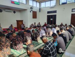 Kegiatan Binrohtal Mempererat Kebhinnekaan Personel Polres Bima Kota