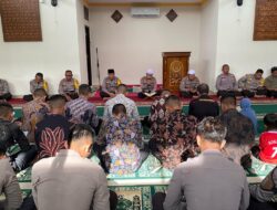 Personel Polres Bima Kota Laksanakan Kegiatan Rutin Binrohtal di Masjid Jabal Qubis