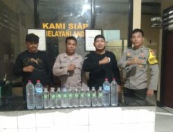 Pastikan Pemilu dan Nataru 2024 Aman, Polsek Bolo Laksanakan Patroli Cipkon Puluhan Botol Miras Diamankan