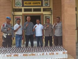 Polsek Asakota Gagalkan Peredaran Arak Bali, 300 Botol Minuman Keras Disita