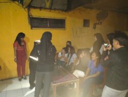 Razia dan Tes Urine Pengunjung Cafe Jelang Nataru, 3 Orang Positif Methamphetamine