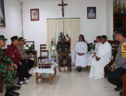 Kapolres Bima Kota dan Pj Wali Kota Bima Cek Pos Pam dan Pelayanan Natal dalam Ops Lilin Rinjani 2023