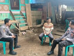 Edukasi Masyarakat Jaga Kamtibmas Jelang Pemilu 2024, Polsek Donggo Laksanakan Patroli Dialogis