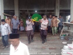 Kapolsek Bolo Laksanakan Sambang Duka Kapolres Bima: Kami Turut Berbelasungkawa