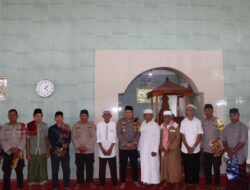 Giat Jumat Curhat Kapolres Bima Kota di Masjid Istiqomah Kelurahan Penatoi