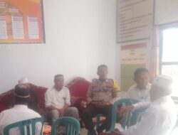 Menuju Pemilu 2024 Yang Damai, BKTM Polsubsektor Palibelo Sambangi Warga Melalui Jum,at Curhat.