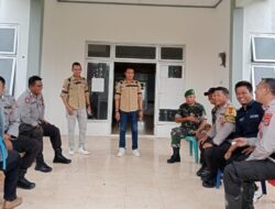 Kapolsek Woha Pantau Rapat Pleno Rekapitulasi Suara Hasil Pemilu di Kecamatan Woha