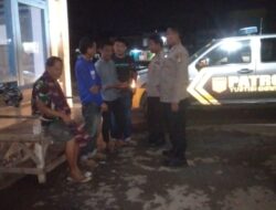 Menjamin Kondusifitas Wilayah Pasca Rapat Pleno Rekapitulasi Perhitungan Suara, Polsek Woha Laksanakan Patroli Dialogis