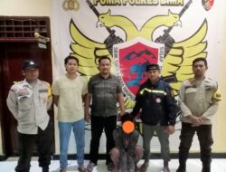 Berbagi Kebahagiaan di Bulan Suci Ramadhan, Kapolres Bima Pimpin Pembagian Takjil Berbuka Puasa