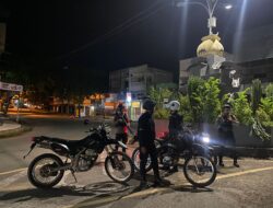 Personel Satuan Samapta Polres Bima Kota Melaksanakan Patroli Waktu Sahur