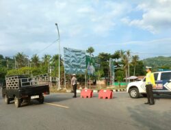 Sat Lantas Polres Bima, Laksanakan Gatur Sore Ngabuburit di  Pertigaan Taman Panda