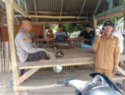 Polsek Langgudu Polres Bima Kota Lakukan Jumat Curhat di Desa Doro oo