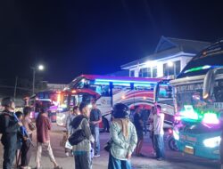 Petugas Posyan Ops Ketupat Rinjani 2024 Tetap Lakukan Pelayanan pada Pemudik