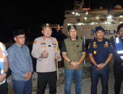 Bersama Walikota Bima, Kapolres Bima Kota Lepas Pemudik Gratis Menuju Makassar di Pelabuhan Bima