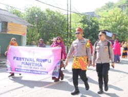 Kapolres Bima AKBP Eko Sutomo S.I.K,M.I.K., Hadiri Pawai Rimpu Mantika di HUT Kota Bima Ke 22