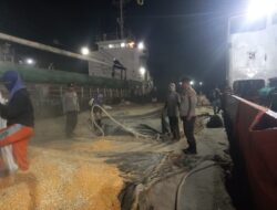 Personel Polsek Kawasan Pelabuhan Laut Bima Lakukan Patroli dan Berikan Himbauan di Areal Pelabuhan