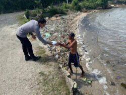 Jum,at Berbagi, Kapolres Bima AKBP Eko Sutomo S.I.K., M.I.K: Dalam Rezeki Kita Ada Hak Sesama