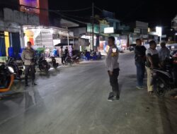 Ingatkan Masyarakat Bijak Bermedsos, Polsek Woha Laksanakan Patroli KRYD Dengan Metode Sambang