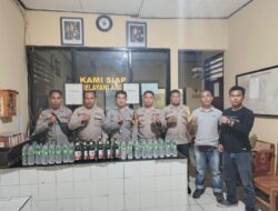 “Patroli Blue Light” Polsek Bolo Amankan Puluhan Botol Miras Berbagai Jenis