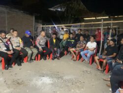 Memanusiakan Manusia, Dini Hari Kapolres Bima Sambang Duka di Kediaman Terduga Pelaku Curanmor Yang di Hakimi Massa
