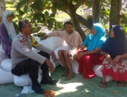 Bhabinkamtibmas Kelurahan Nungga Duduk dan Mendengarkan Keluhan Warga Binaan
