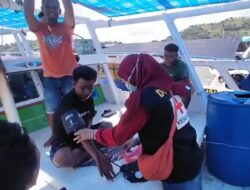 Aksi Kemanusiaan, Sambut HUT Bhayangkara Ke-78  Satpolairud Polres Bima Gelar Klinik Terapung