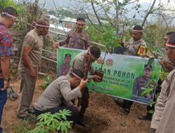Polsek Asakota Polres Bima Kota Laksanakan Penanaman Pohon dalam Rangka Memperingati HUT Bhayangkara Ke-78 Tahun 2024