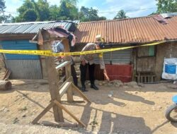 Sulut Rokok Sambil Saling Bensin Pria Asal Desa Doridungga ini Terbakar, Polsek Donggo Bantu Evakuasi