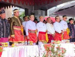 Kapolda NTB Irjen Pol Drs Raden Umar Faroq SH., M.Hum. Menghadiri Upacara Hari Jadi Bima Ke- 384