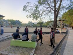 Sat Samapta Polres Bima Kota Laksanakan Patroli Jalan Kaki Pantau Situasi Kamtibmas dan Berikan Himbauan kepada Masyarakat