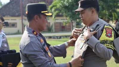 Penyerahan Alsus Terbaru kepada Bhabinkamtibmas Polres Bima Kota