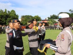 Polres Bima Kota Laksanakan Apel Gelar Pasukan Operasi Lilin Rinjani 2024 untuk Pengamanan Natal dan Tahun Baru