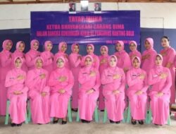 Merunut Kunjungan Kerja Ketua Bhayangkari Cabang Bima Ny. Dian Eko Sutomo Sambangi Bhayangkari Ranting Polres Jajaran