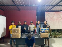 Bersih-Bersih Miras Jelang Pergantian Tahun, Tim Opsnal Polsek Rasbar Sita 5 Dus Arak Bali