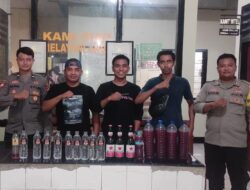 Jelang Malam Pergantian Tahun Polsek Bolo Sita Puluhan Botol Berbagai Jenis