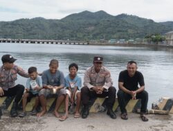 Polsek Kawasan Pelabuhan Laut Bima Laksanakan Cooling System di Areal Dermaga