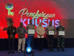 Pilkada Serentak  di Kabupaten Sukses, Kapolres Bima Terima Piagam Dari KPUD Kabupaten Bima.