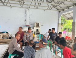 Sat Binmas Polres Bima Kota Laksanakan Giat Jumat Curhat di Kompleks Pasar Penaraga