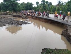 Tim Gabungan Bersama Warga Masih Melakukan Pencarian 6 Korban Banjir Bandang Wera Bima