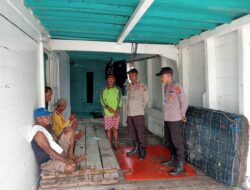 Polsek Kawasan Pelabuhan Laut Bima Laksanakan Cooling System di Areal Dermaga
