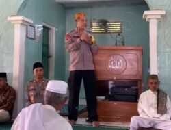 Sholat Jum,at Bersama Masyarakat Kapolres Bima Kabupaten: Jaga Pergaulan Anak-anak Agar Terhindar dari Bahaya Laten Narkoba
