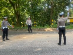 Sat Lantas Polres Bima Kabupaten Laksanakan Survei Jalan Lintas Provinsi Yang Mengalami Kerusakan